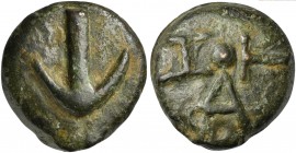 Picenum, Cast Uncia, Hatria, ca. 275-225 BC; AE (g 37; mm 32; h 12); Anchor, Rv. °; around, HAT. HNItaly 16; ICC 242.
Rare, brown-green tone and about...
