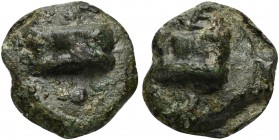 Lucania, Cast Uncia, Venusia, ca. 215 BC; AE (g 13; mm 23; h 6); knucklebone (astragalos) seen from outside; below, °, Rv. Knucklebone seen from insid...
