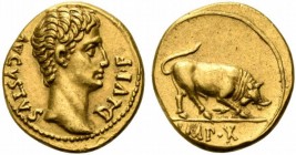 Augustus (27 BC - AD 14), Aureus, Lugdunum, 15-12 BC; AV (g 8,00; mm 19; h 6); AVGVSTVS - DIVI F, bare head r., Rv. Bull butting r.; in ex. IMP X. RIC...