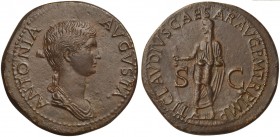 Antonia Minor, Dupondius struck under Claudius, Rome, ca. AD 41-50; AE (g 13,96; mm 30; h 6); ANTONIA - AVGVSTA, draped bust r., hair in long plait, R...