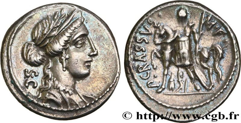 LICINIA
Type : Denier 
Date : 55 AC. 
Mint name / Town : Rome 
Metal : silver 
M...