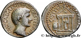 OCTAVIAN
Type : Denier 
Date : printemps - été  
Date : c. 36 AC. 
Mint name / Town : Rome ou Italie 
Metal : silver 
Millesimal fineness : 950  ‰
Dia...