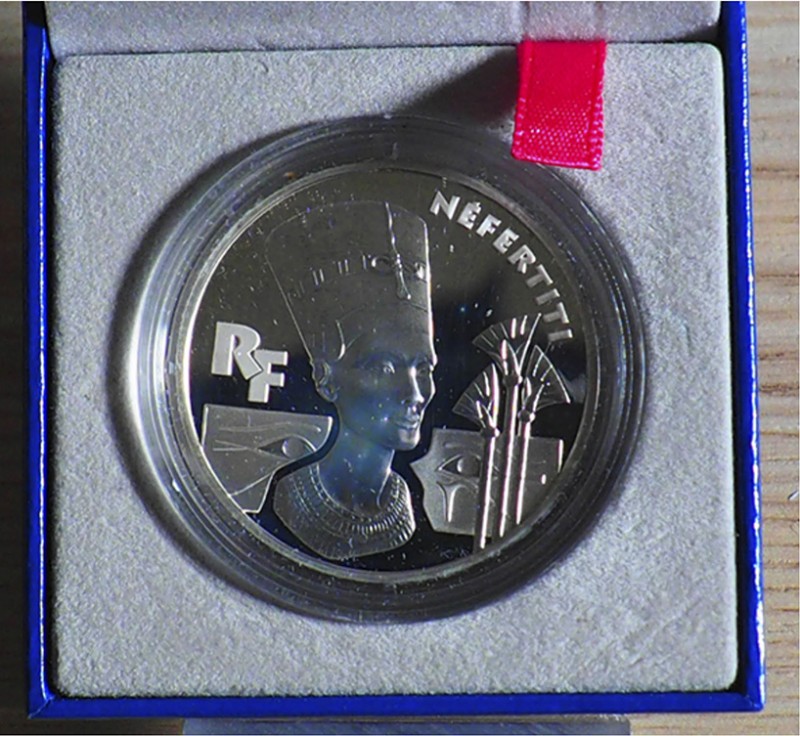 FRANCIA - 1998 - 10 Franchi “Tesori del Nilo - Nefertiti” Con scatola e certific...