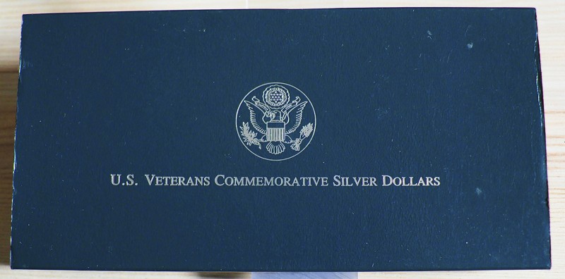 U.S.A. - 1994 - 1 Dollaro 3 es. della serie “U.S. Veterans” Con scatola e certif...