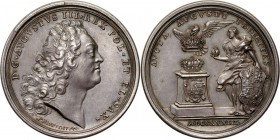 August III, medal koronacyjny z 1733 roku Sygnowany P.P. Werner fec. Srebro, waga 29,58 g, średnica 44 mm. Rzadki i ładnie zachowany. Reference: Hutte...