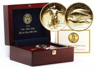 USA, 20 Dollars 2009, Ultra High Relief Gold (1 oz). Original wooden box, certificate and informational book are included.
 Złoto (uncja Au999). W ze...