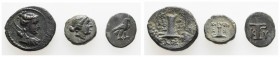 Griechen Aiolis
Kyme Æ Kleinlot griechischer Bronzen, 3 Exemplare, unterschiedliche Erhaltung BMC 20