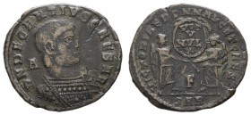 Römer Kaiserzeit
Flavius Magnus Decentius, 350/351-353 Æ Follis frühes 351-Sommer 352 Arelate (Arles) Av.: barhäuptige Büste im Kürass nach rechts, l...