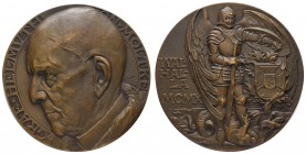Spezialsammlung Goetz-Medaillen
 1910 Bronzegussmedaille auf die Aufstellung der von-Moltke-Büste in der Walhalla zu Regensburg, Av.: Kopf nach links...