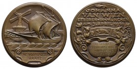 Spezialsammlung Goetz-Medaillen
 1910 Bronzegussmedaille auf die Geburt der Johanna van Wien am 3. April, Av.: Segelschiff und Windmühle als Hinweis ...