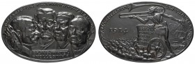 Spezialsammlung Goetz-Medaillen
 1914 geschwärzte querovale Eisengussmedaille auf das sogenannte "Brandstifterkollegium", Av.: die Brustbilder der Di...