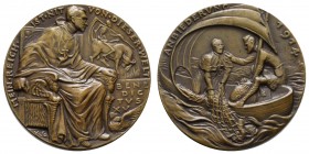 Spezialsammlung Goetz-Medaillen
 1914 Bronzegussmedaille auf die Beeinflussung von Papst Benedikt XV., Av.: Papst Benedikt thront nach rechts und sch...