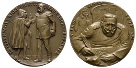 Spezialsammlung Goetz-Medaillen
 1895 (1914) Bronzegussmedaille auf Dr. Eisenbart, das Synonym für den Quacksalber in Deutschland, Av.: Eisenbart dia...