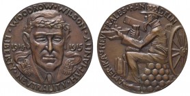 Spezialsammlung Goetz-Medaillen
 1915 Bronzegussmedaille auf die US-Amerikanische Neutralität, Av.: Büste des US-Präsidenten Woodrow Wilson fast von ...