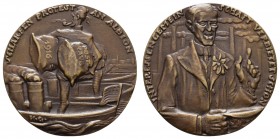 Spezialsammlung Goetz-Medaillen
 1916 Bronzegussmedaille auf die britischen Postüberfälle, Av.: der britische "Tommy" schleppt Postsäcke von amerikan...