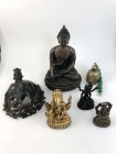 Ethnologika Asiatica
 5 Figuren aus dem indischen Raum, Elefantenkopf mit prächtigem Kopfschmuck als Wanddekoration, sowie, neben einer Buddha Statue...