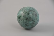 Mineralien
 Chrysocolla, Azurit & Malachit Kugel, Durchmesser ca. 7.5 cm, Gewicht 709.18 g / 3545 ct, Herkunft DR Kongo