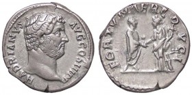 ROMANE IMPERIALI - Adriano (117-138) - Denario - Testa a d. /R La Fortuna con cornucopia e Adriano affrontati si danno la mano C. 761 (12 Fr.); RIC 24...