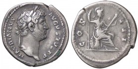 ROMANE IMPERIALI - Adriano (117-138) - Denario - Testa laureata a d. /R Roma elmata seduta a d. su una corazza con lancia e parazonium, dietro uno scu...