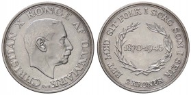 ESTERE - DANIMARCA - Cristiano X (1912-1947) - 2 Corone 1945 - 75° compleanno Kr. 836 AG Due segni al R/
qFDC/SPL+