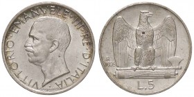 SAVOIA - Vittorio Emanuele III (1900-1943) - 5 Lire 1926 Aquiletta Pag. 709; Mont. 117 R AG
FDC