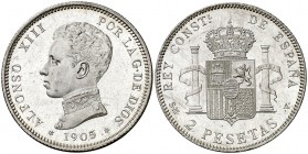 1905*1905. Alfonso XIII. SMV. 2 pesetas. (AC. 88). 10,04 g. Brillo original. Acuñación Proof. Rara así. S/C.