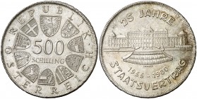 1980. Austria. 500 chelines. (Kr. 2948). 23,82 g. AG. 25º Aniversario del Tratado de Estado. S/C.