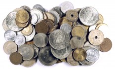 Lote de 62 monedas de Franco y Juan Carlos I, todas diferentes salvo una, 1 expositor de 2001 con las últimas pesetas y la serie del Euro de Churriana...