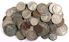 Estados Unidos. Lote de 72 monedas, diferentes valores, varias en plata. A examinar. BC/EBC.