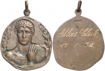 1932. Barcelona. (Cru.Medalles 1606 anv.). 17,28 g. Ø35 mm. Cobre. Unifaz. Con anilla. Grabado en reverso: ATLAS CLUB / 17-1-32. Punzón: COBRE. MBC+....