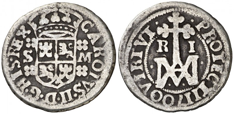 1700. Carlos II. Sevilla. M. 1 real. (AC. 322). 2,60 g Tipo "María". Rara. MBC.