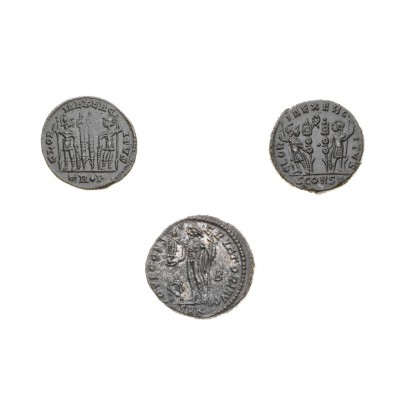Monete Romane Imperiali
Periodo di Costantino
Insieme di 3 bronzi di piccolo m...