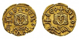 Monete Bizantine

Teofilo (829-842) - Solido databile al 831-842 - Zecca: Siracusa - Diritto: busto coronato dell'Imperatore di fronte con una croce...