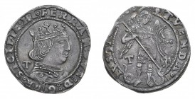 Monete di Zecche Italiane
L'Aquila
Ferdinando I d'Aragona Re di Sicilia (1458-1494) - Coronato - Diritto: busto coronato e corazzato di Ferdinando a...