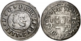 1664. Felipe IV. Segovia. BR. 16 maravedís. (AC. 491) (J.S. M-530 var). 4,31 g. Los dos 6 de la fecha inclinados. Tres puntos sobre el busto. Conserva...