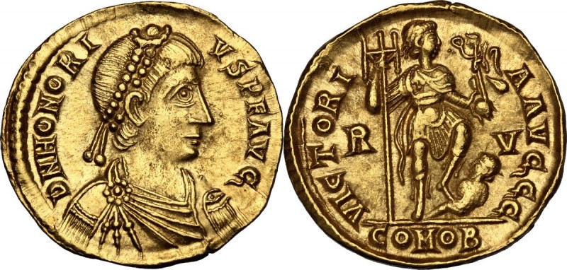 Honorius (393-423). AV Solidus, Ravenna mint. DN HONORIVS PF AVG. Pearl-diademed...