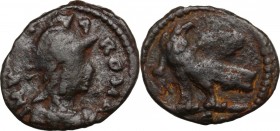 Ostrogothic Italy, Theoderic (493-526). AE 40 Nummi, Rome mint, c. 493-518 AD. INVICTA ROMA. Helmeted and cuirassed bust of Roma right. / Eagle standi...