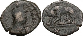 Ostrogothic Italy, Athalaric (526-534). AE 20 Nummi. Rome mint. INVICTA ROMA. Helmeted and cuirassed bust of Roma right. / She-wolf standing left, hea...
