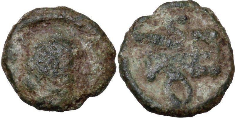 Ostrogothic Italy. Theodahad (534-536). AE 2.5 Nummi in the name of Justinian I,...