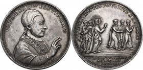Clemente XIV (1769-1774), Gian Vincenzo Ganganelli. Medaglia 1773 per l'abolizione dell'Ordine dei Gesuiti. CLEMENS XIV PONTIF MAX. Busto benedicente ...