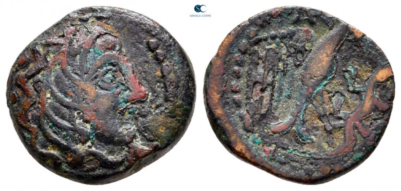 Gaul. Carnutes circa 100-50 BC. Bronze AE

15 mm, 3,17 g

Male head right / ...