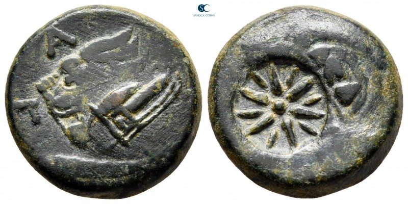 Cimmerian Bosporos. Pantikapaion circa 310-304 BC. 
Bronze Æ

21 mm, 7,91 g
...