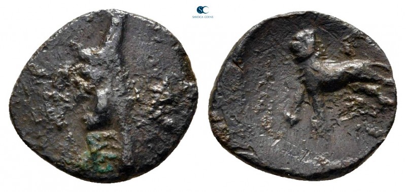 Kings of Sophene. Mithradates I circa 150-100 BC. 
Chalkous Æ

10 mm, 0,52 g...