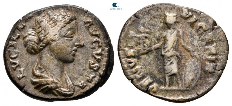 Lucilla AD 164-169. Rome
Denarius AR

17 mm, 3,12 g

LVCILL[A] AVGVSTA, dra...