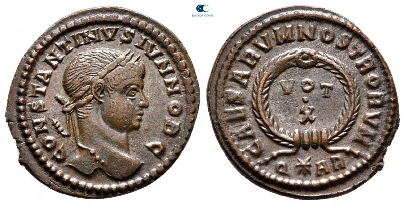 Constantine II, as Caesar AD 317-337. Arles
Follis Æ

21 mm, 3,20 g

CONSTA...