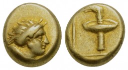 Greek, Lesbos, c. 352 BC, EL Hect, Mytilene
Obverse: Bust of maenad right, head thrown back, hair bound with sphendone, drapery covering left shoulde...