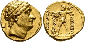 BAKTRIA, Greco-Baktrian Kingdom. Diodotos I, circa 255-235 BC. Stater (Gold, 17 mm, 8.36 g, 6 h), in the name of the Seleukid King Antiochos II (?). M...