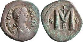 Justin I, 518-527. Follis (Bronze, 32 mm, 18.68 g, 1 h), Constantinopolis. D N IVSTINVS P F AVG Diademed and draped bust of Justin I to right. Rev. La...