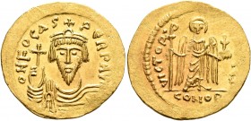Phocas, 602-610. Solidus (Gold, 22 mm, 4.51 g, 7 h), Constantinopolis, 603-607. o N FOCAS PЄRP AVG Draped and cuirassed bust of Phocas facing, wearing...