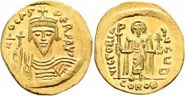 Phocas, 602-610. Solidus (Gold, 21 mm, 4.40 g, 7 h), Constantinopolis, 607-610. δ N FOCAS PERP AVI Draped and cuirassed bust of Phocas facing, wearing...
